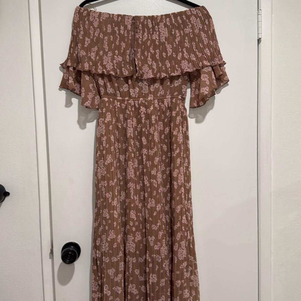 Whyte Valentine Off The Shoulder Dress